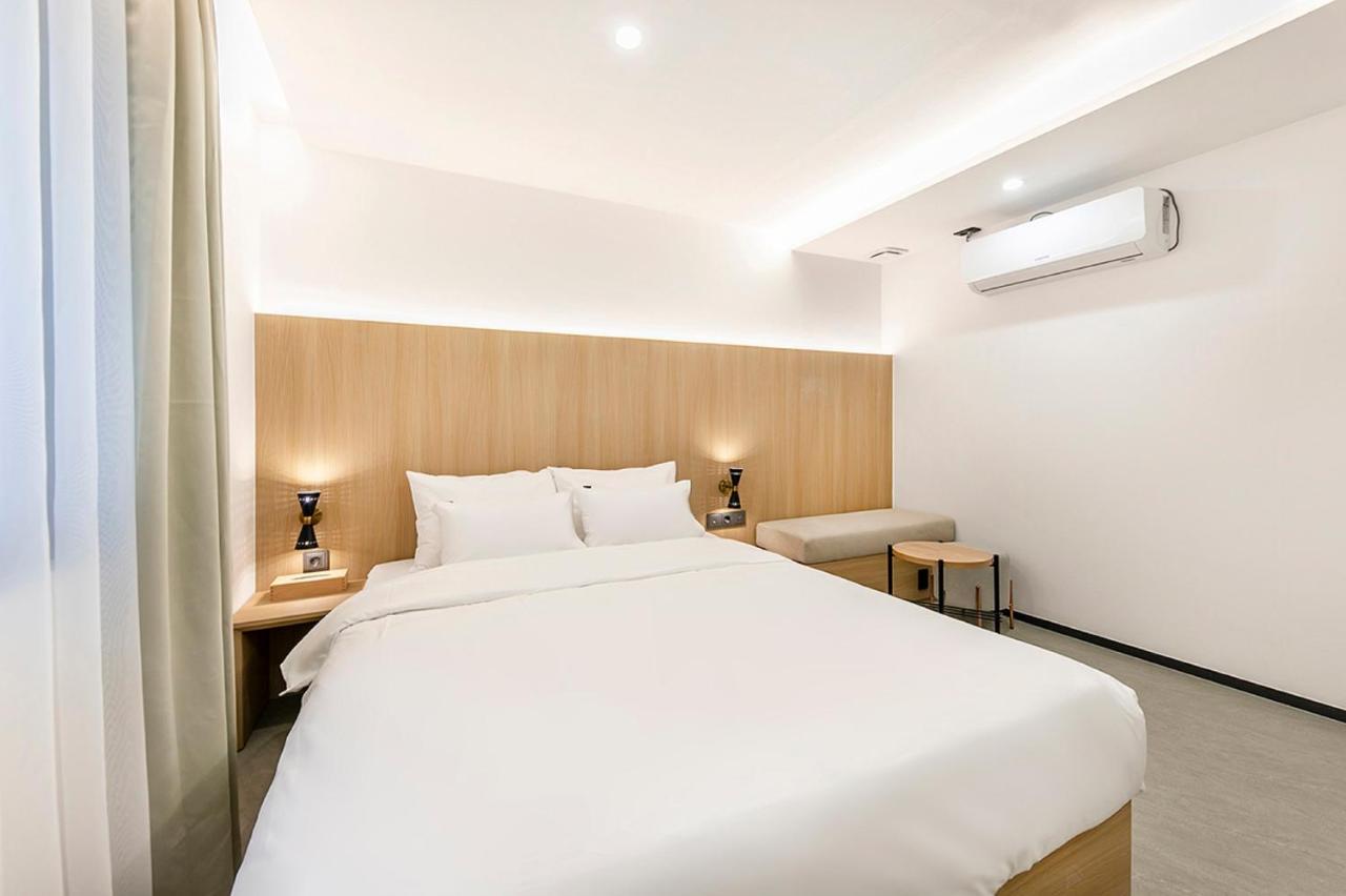 Hotel Yaja Gimhae Exterior photo