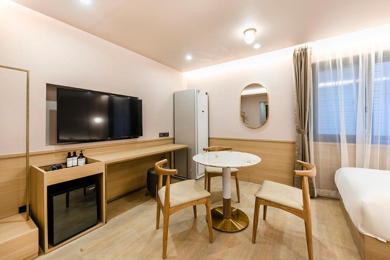 Hotel Yaja Gimhae Exterior photo
